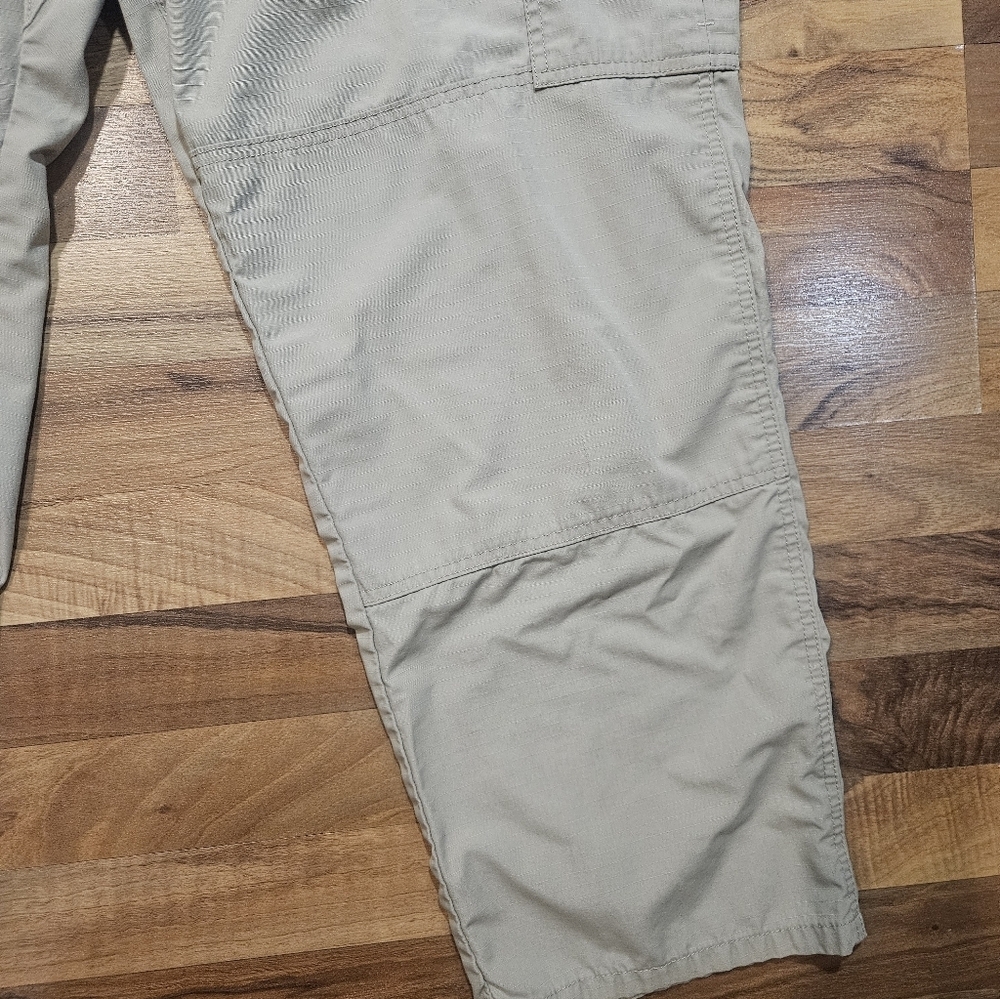 5.11 Tactical Cargo Pants Khaki Men’s 42x32 - Picture 6 of 10